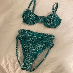 LE Cove Vintage Bikini Set